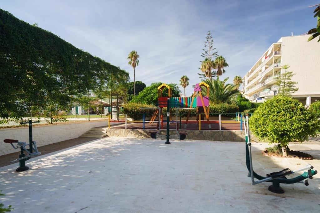 Apartment Armenka Carihuela Park Torremolinos Exterior foto